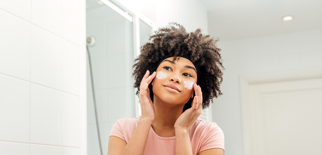Healthy Herbs sea moss gel, yoni oils, feminine and herb products are made from 100% organic, plant based ingredients, vegan, gluten free, with no additives. Our seamoss gels are made from wildcrafted seamoss along the shorelines of Jamaica and St. Lucia